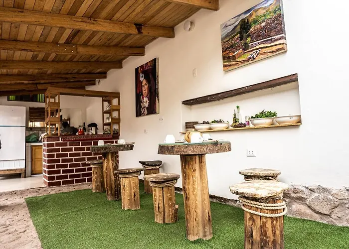Mama Eco L Permaculture Farm L Farm To Table ホテル